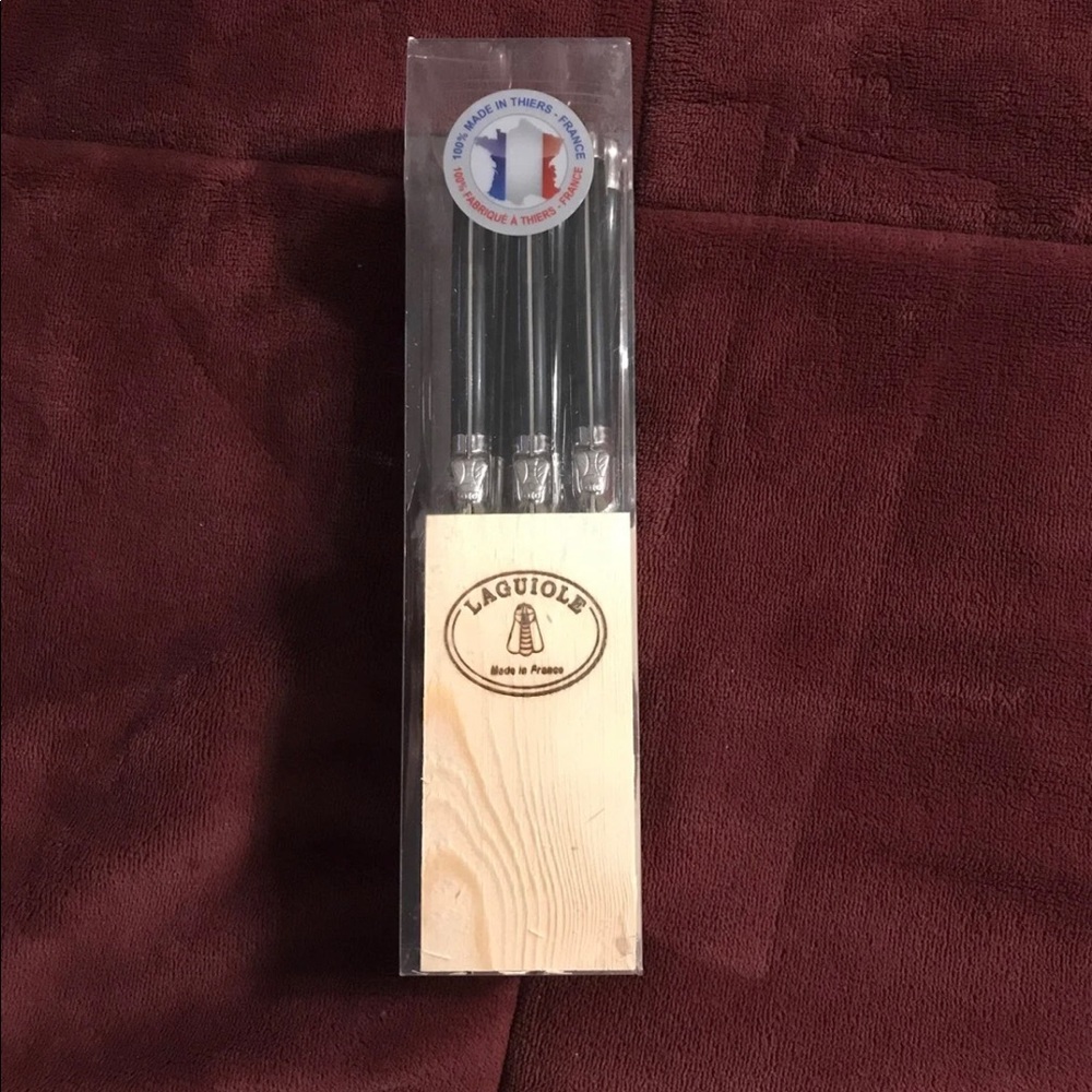 Laguiole knife set and storage block- new